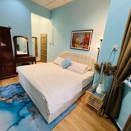 Pulai Field Aa Homestay Kangar Kültér fotó
